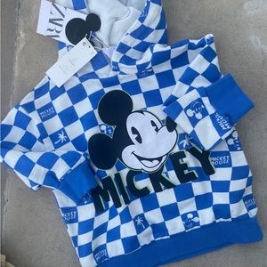 Zara Mickey